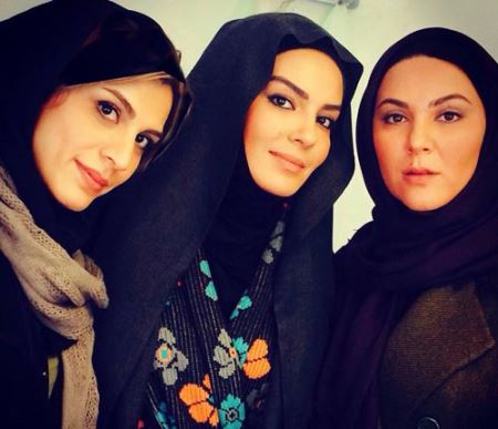 لاله اسکندری و عکس های جدید در کنار دوستانش
